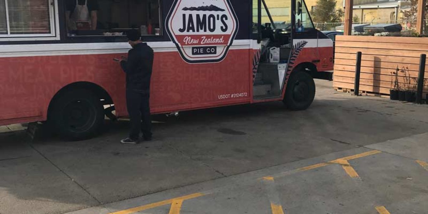 jamo's-1